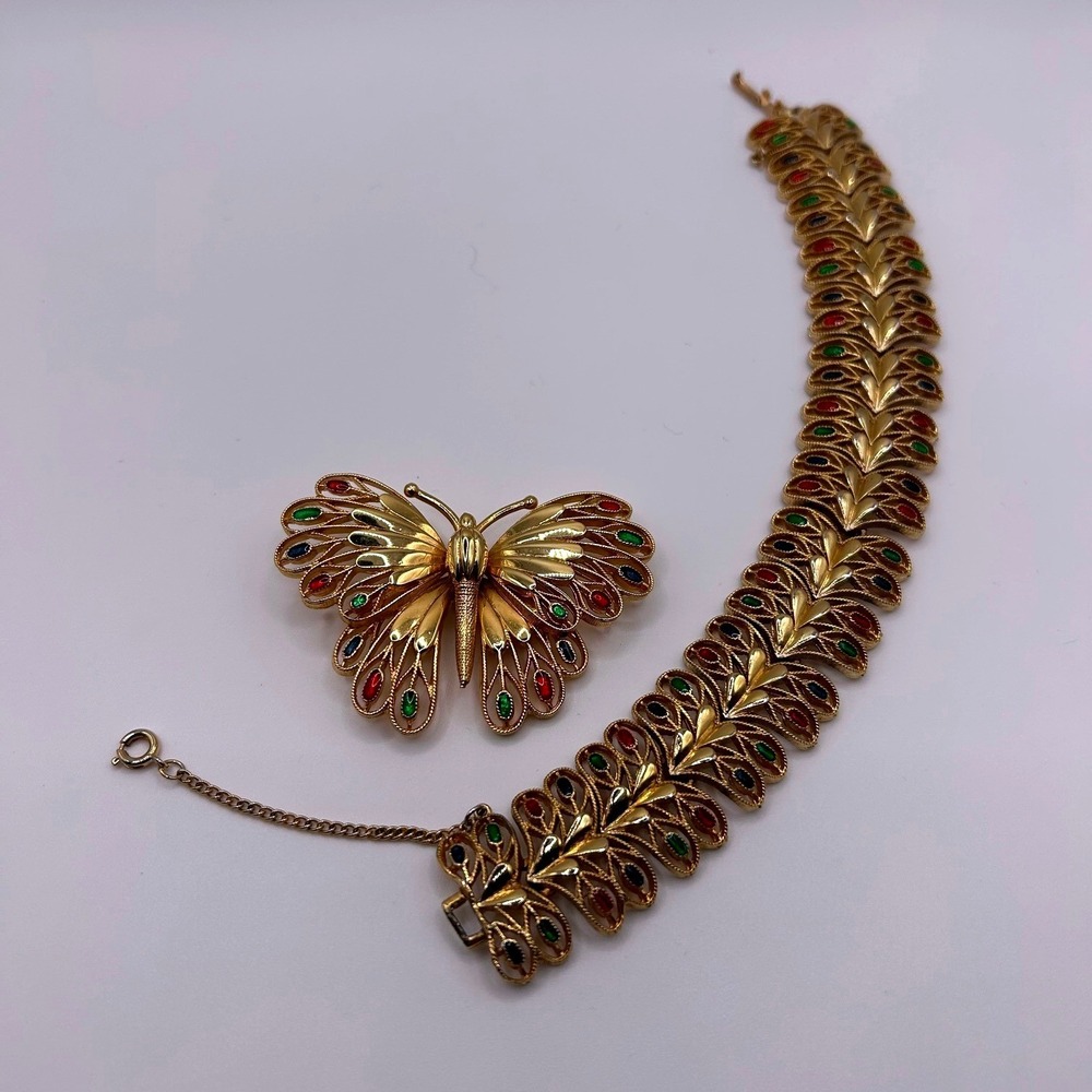 Vintage Gold Tone Butterfly Brooch and Enamel Link Bracelet Jewelry Set Multi